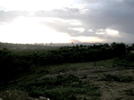 チュニジア旅行日程（06-07)
