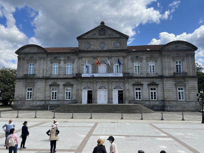 サンティアゴ・デ・コンポステーラ→ポンテ・ビドラ→パラドール・デ・バイオナ（その2）